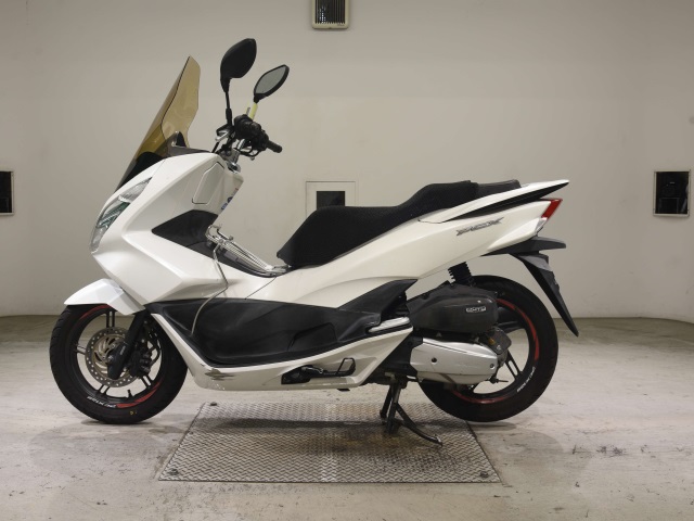 Honda PCX125-2