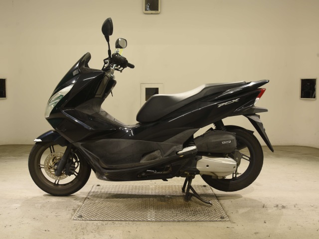 Honda PCX125-2