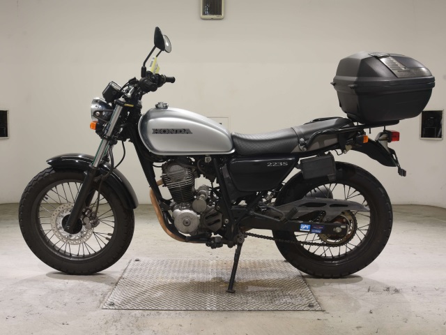 Honda CB223S