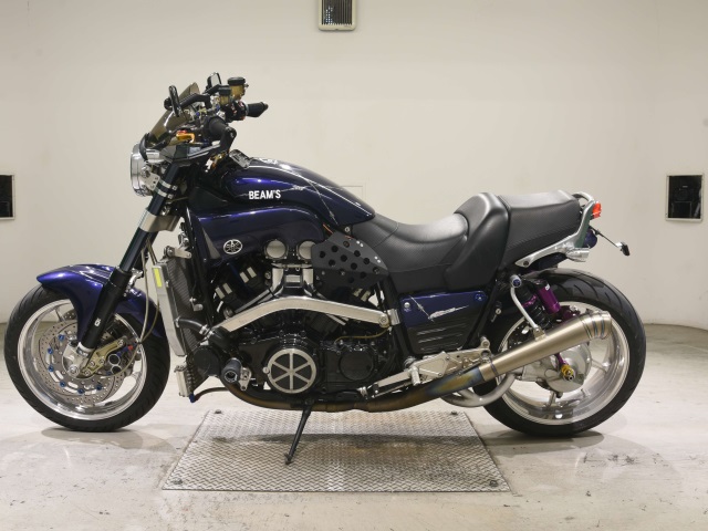 Yamaha V-MAX