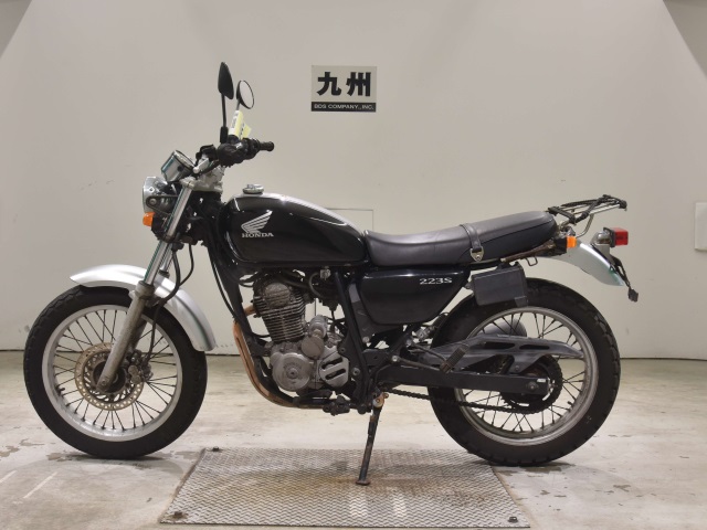 Honda CB223S