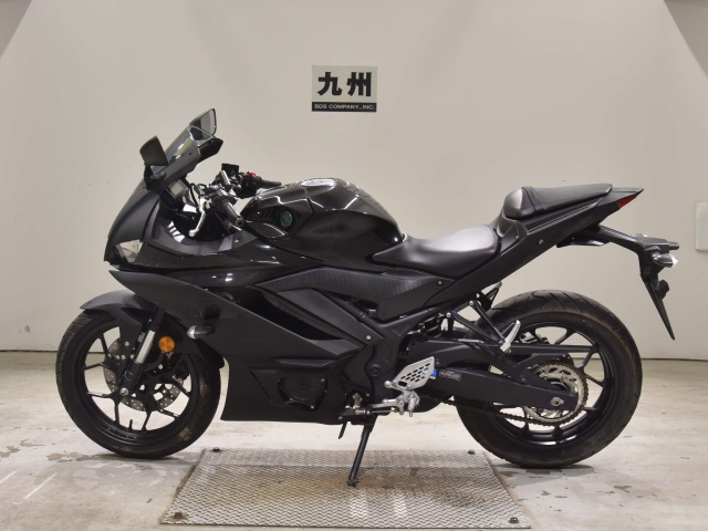 Yamaha YZF-R25
