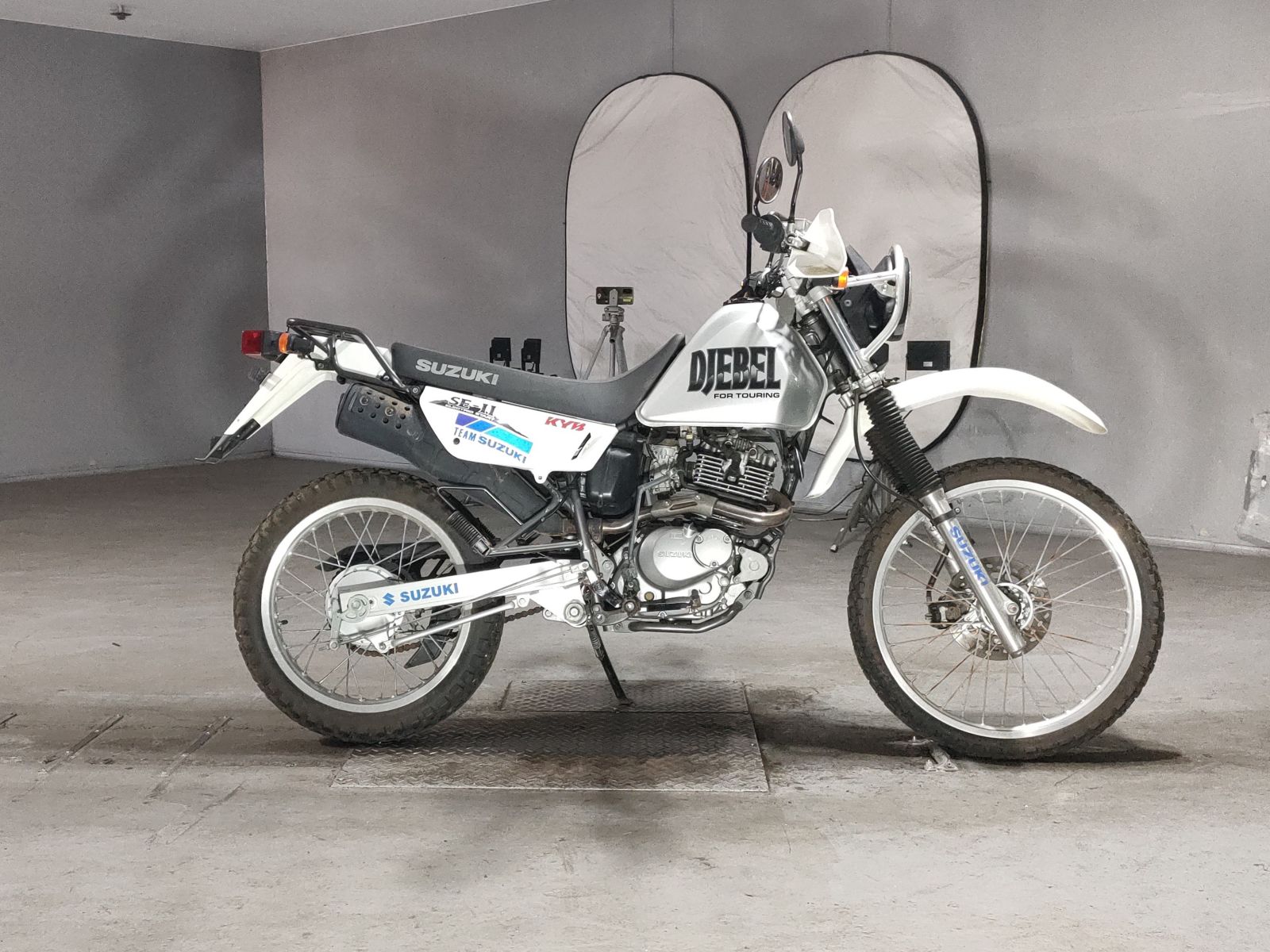 Suzuki DJEBEL200