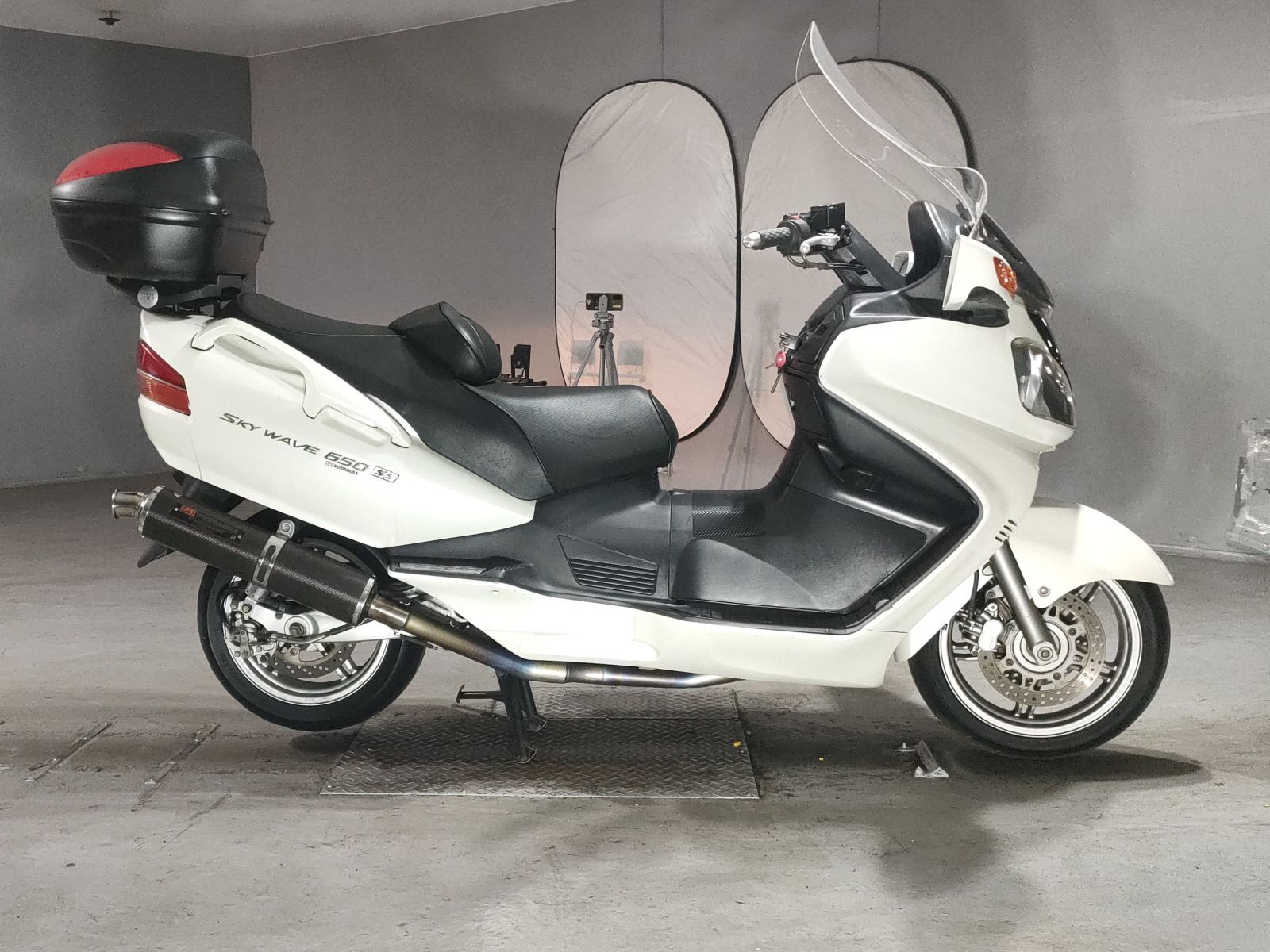 Suzuki SKYWAVE 650