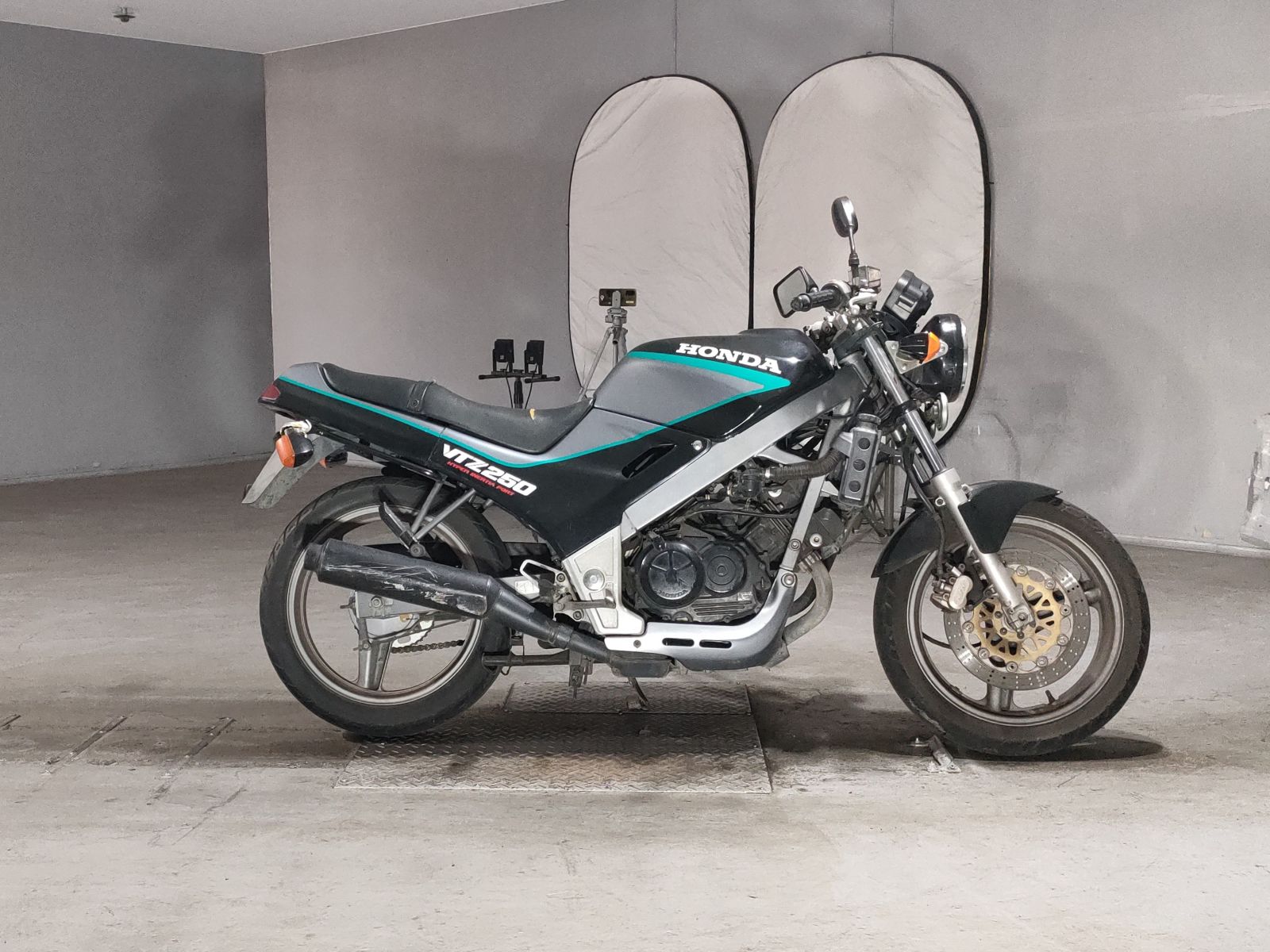 Honda VTZ250