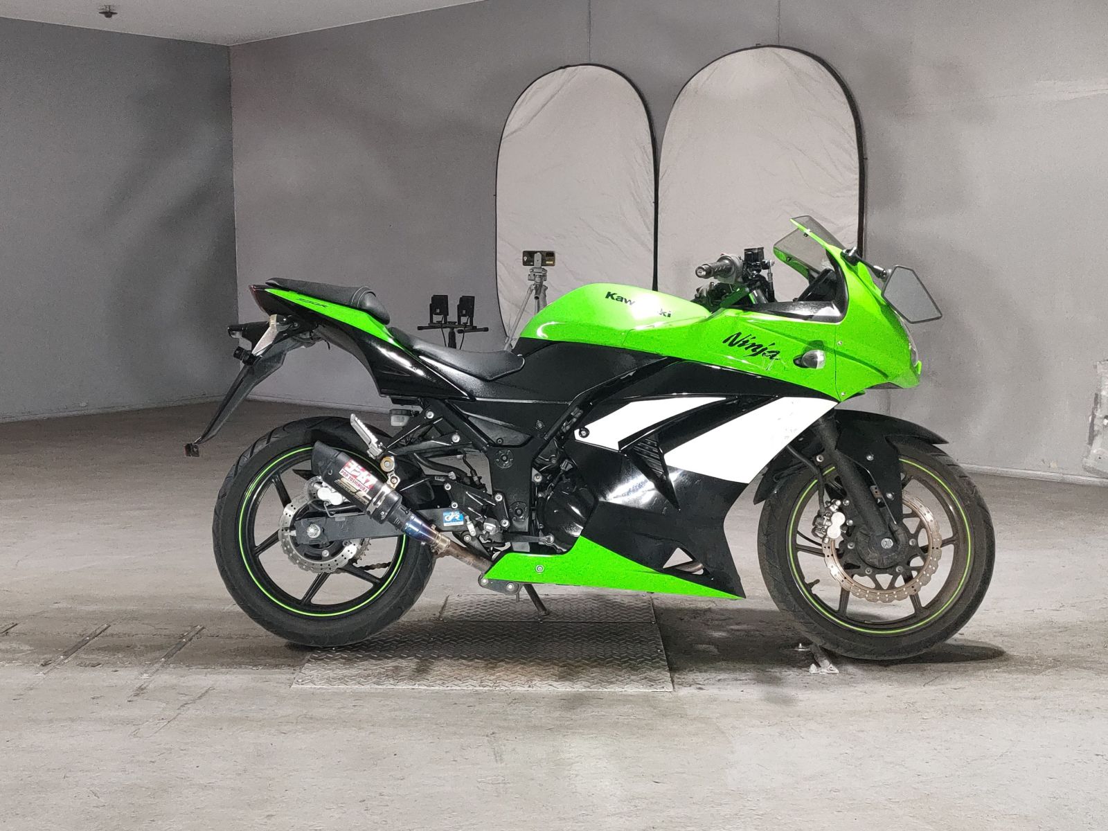 Kawasaki NINJA250R