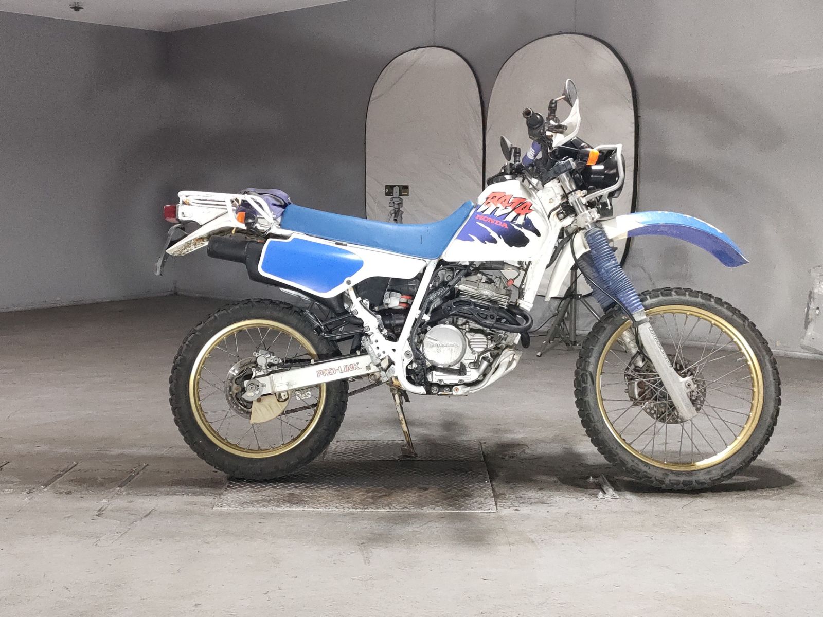 Honda XLR250 BAJA