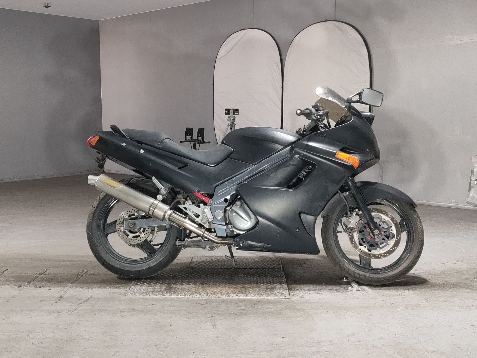 Kawasaki ZZR250