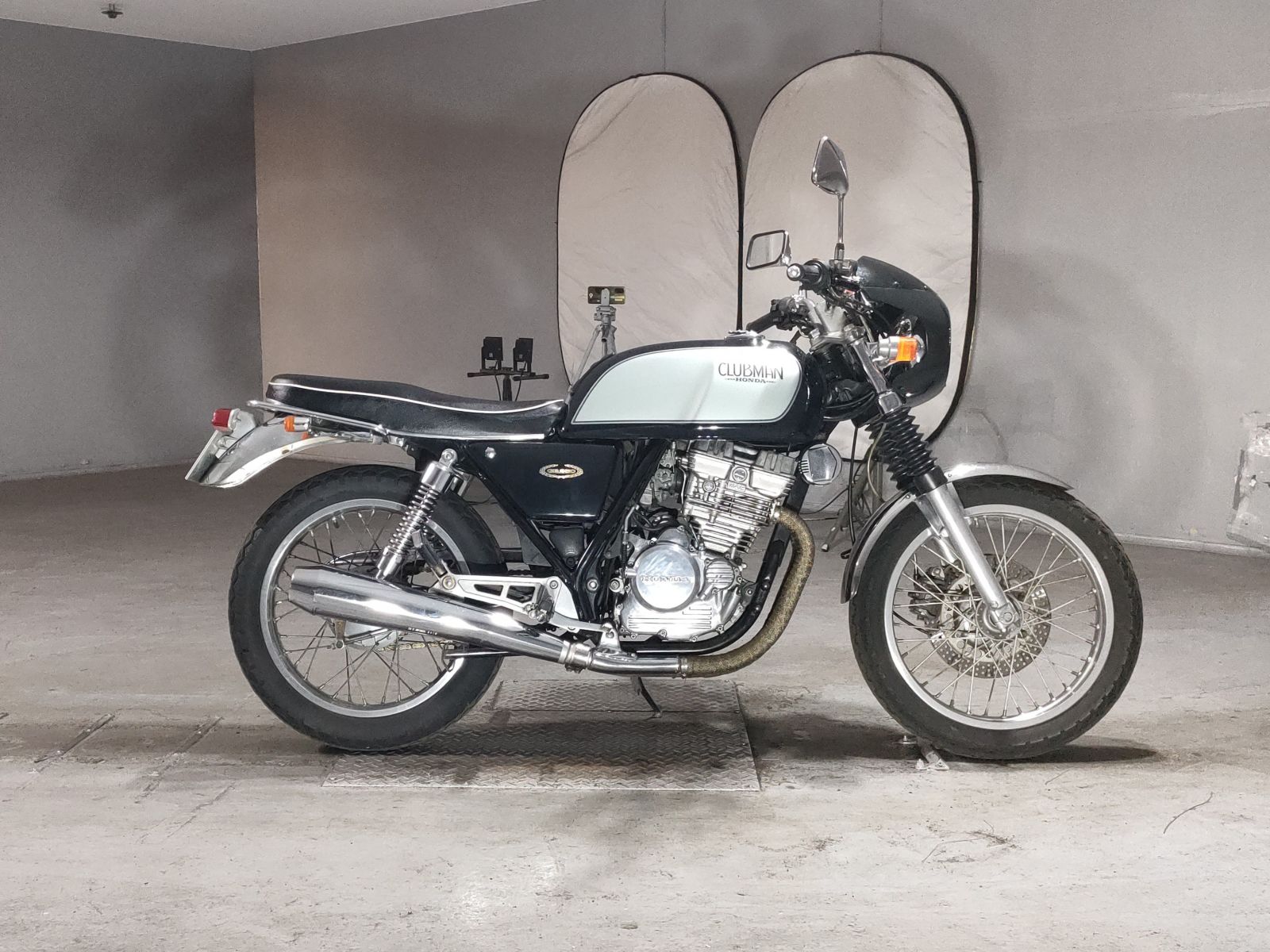 Honda GB250 CLUBMAN 1