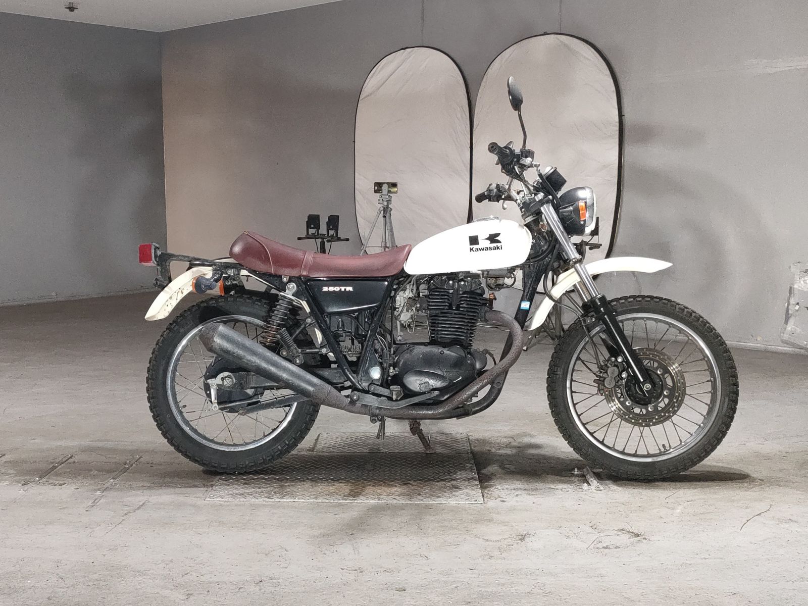 Kawasaki 250TR