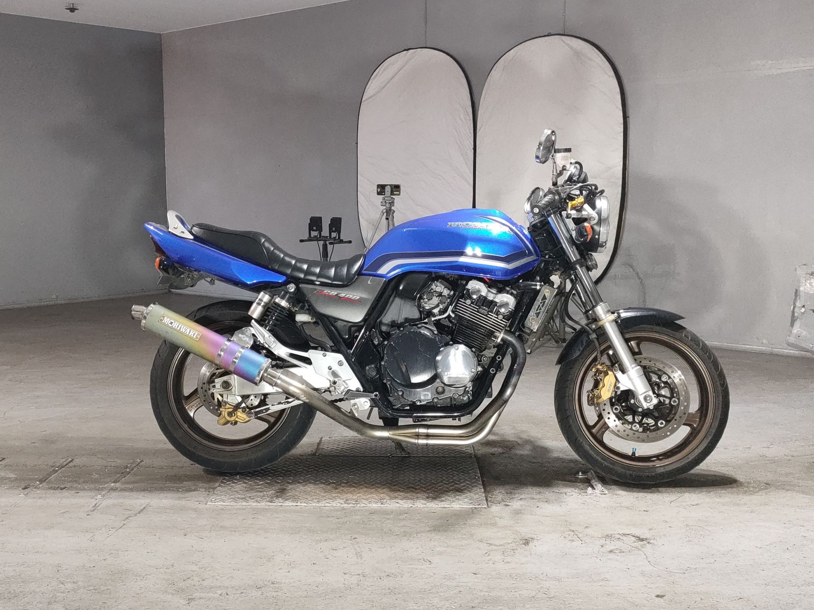 Honda CB400SFV-1
