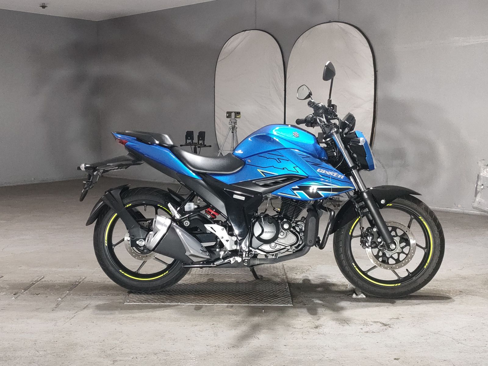 Suzuki GIXXER-150