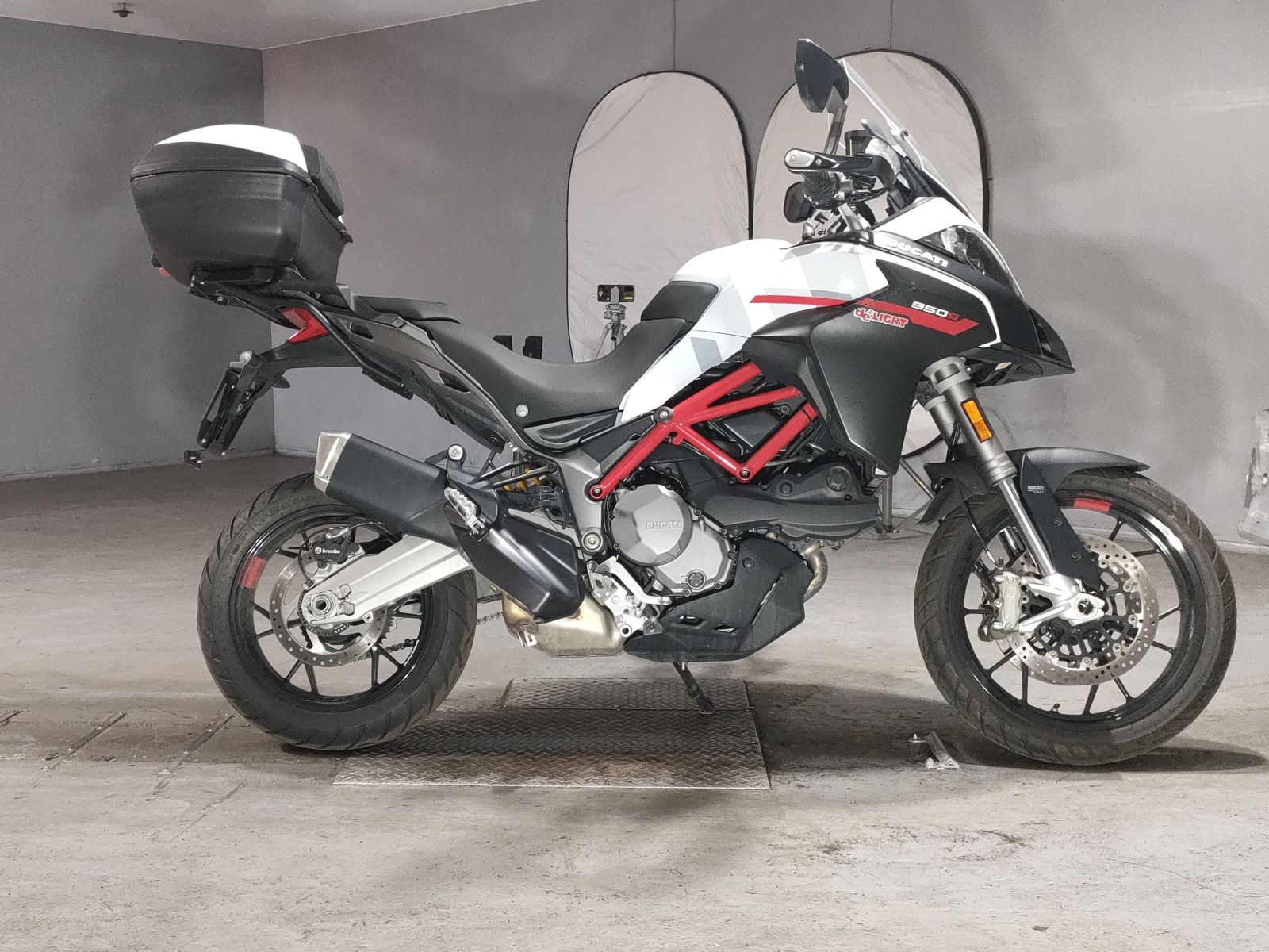 Ducati MULTISTRADA 950