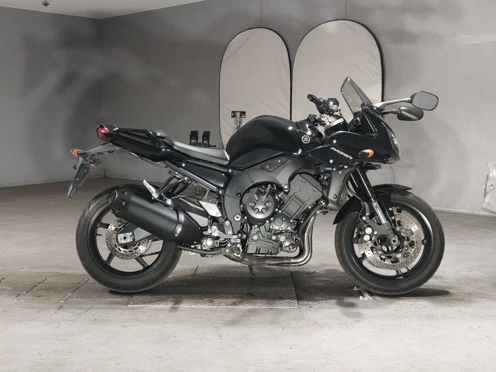 Yamaha FZ-1 FAZER