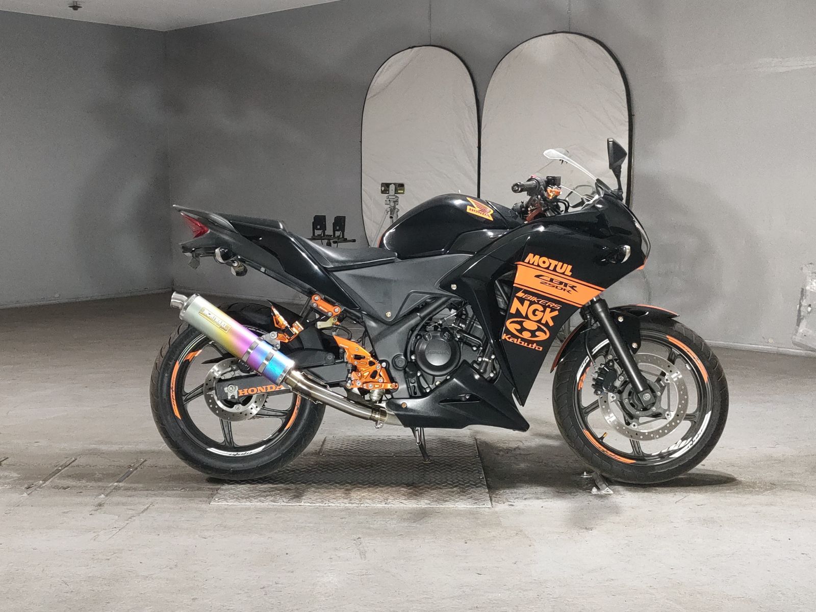Honda CBR250R