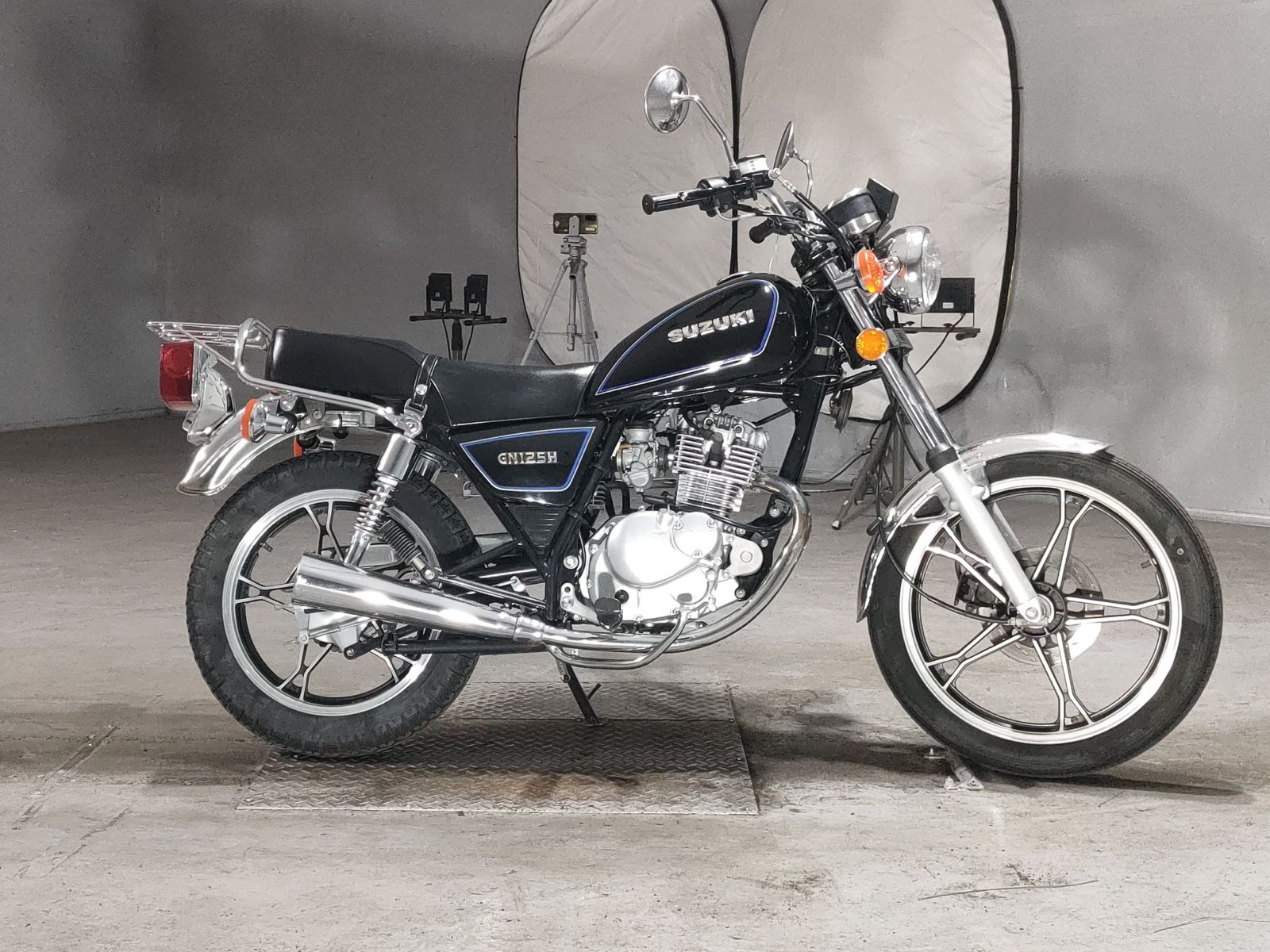 Suzuki GN125H