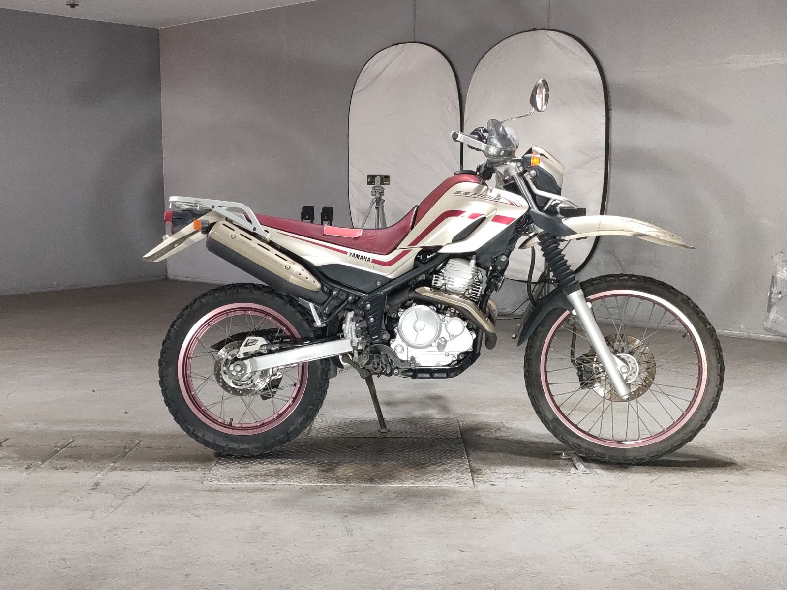 Yamaha SEROW 250