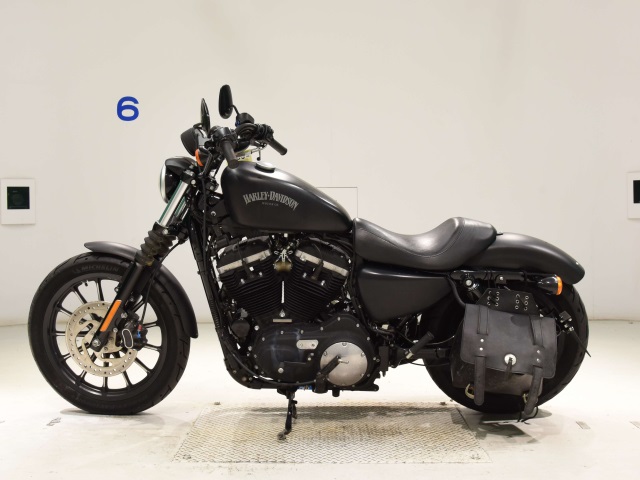 Harley-Davidson Iron 883 XL883N