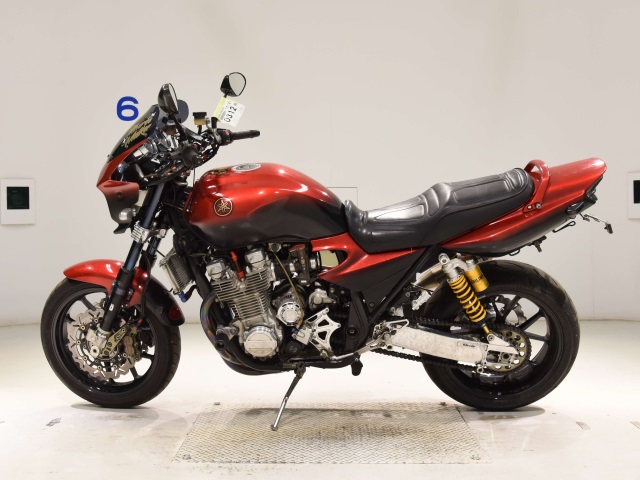 Yamaha XJR1300
