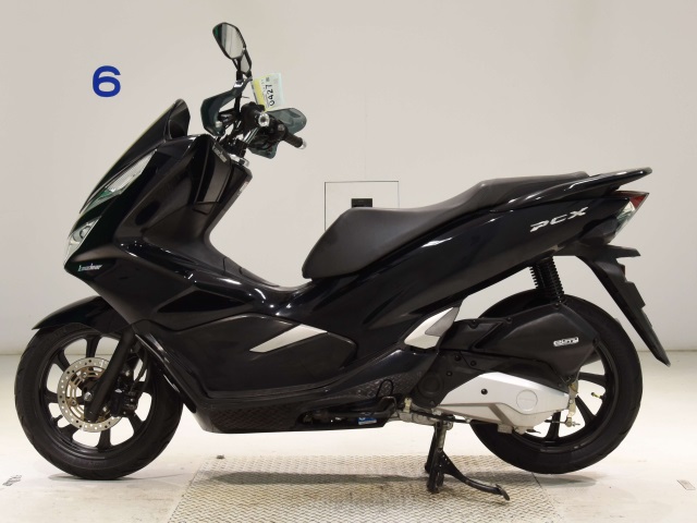 Honda PCX125-3