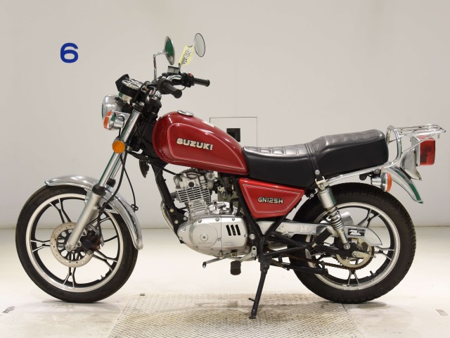 Suzuki GN125H