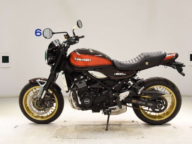 Kawasaki Z900RS