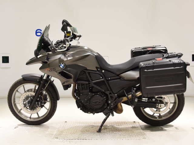 BMW F700GS