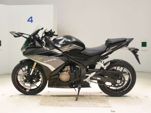 Honda CBR400R-2