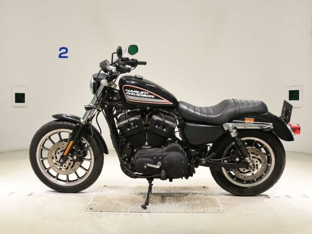 Harley-Davidson Sportster 883 Roadster XL883R
