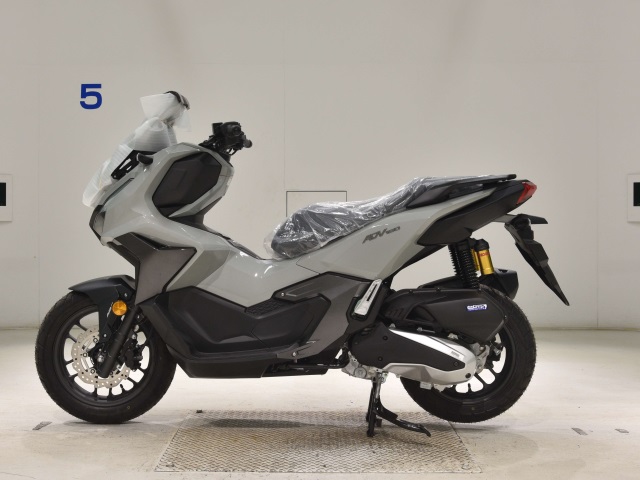 Honda ADV160