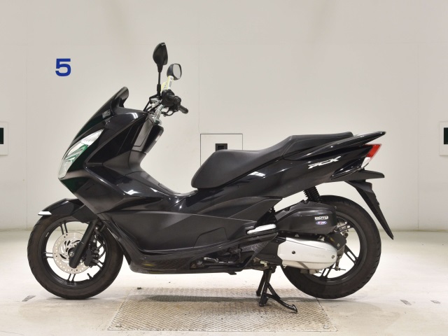 Honda PCX125-2