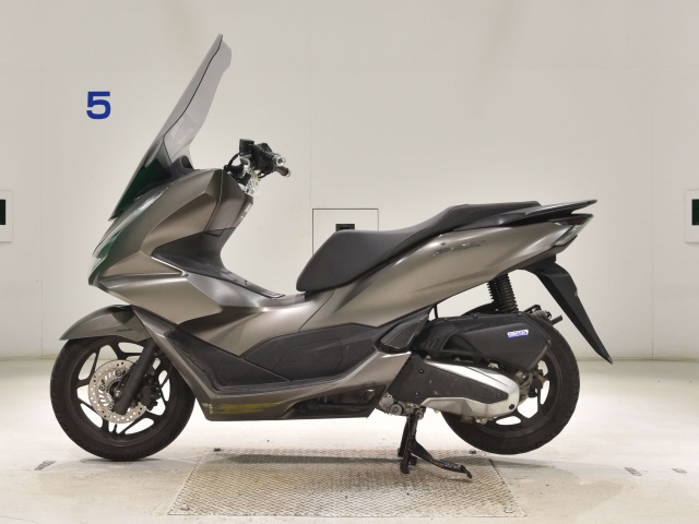 Honda PCX125-4