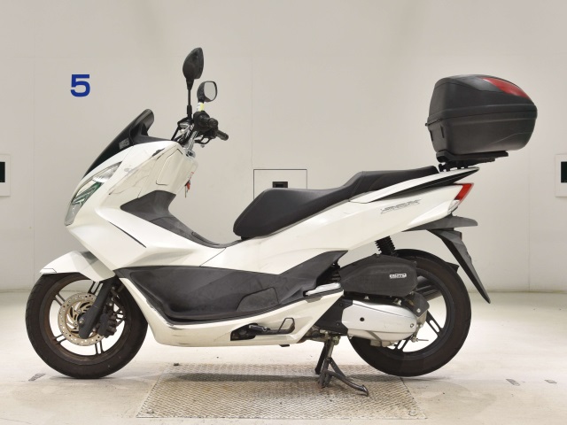 Honda PCX125-2