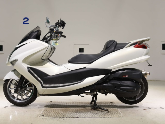 Yamaha MAJESTY 250-4