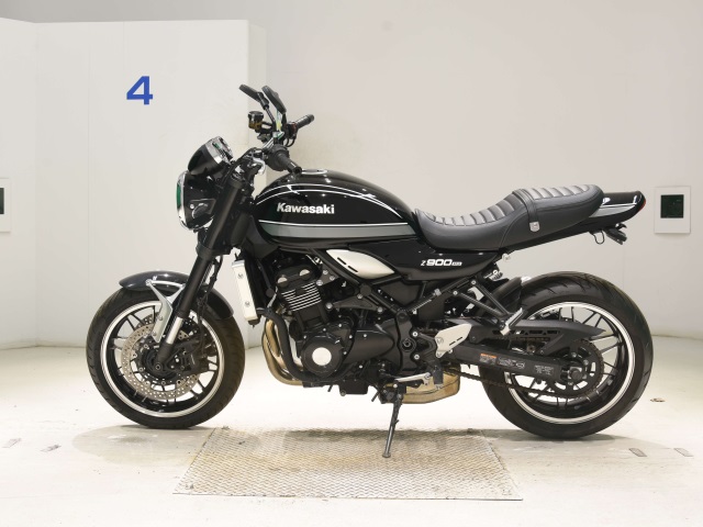 Kawasaki Z900RS