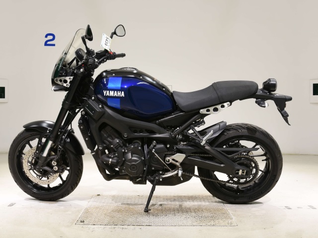 Yamaha XSR900