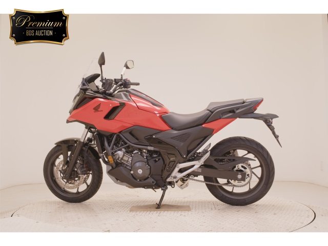 Honda NC750XD-3
