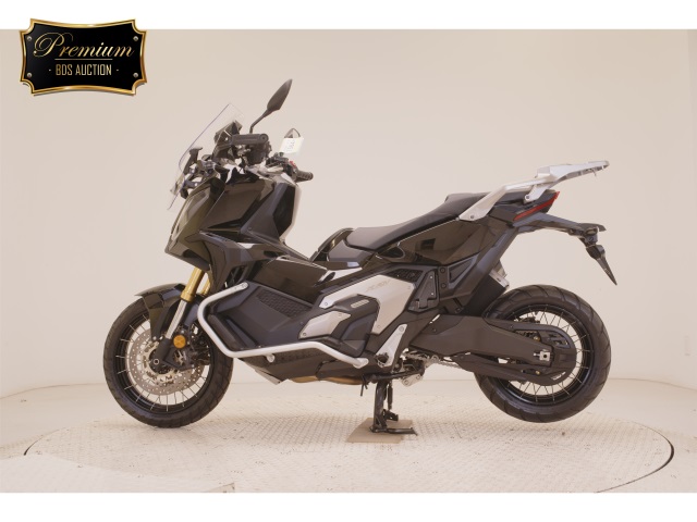 Honda X-ADV750-2