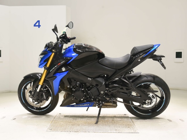 Suzuki GSX-S1000