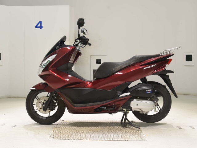 Honda PCX125-2