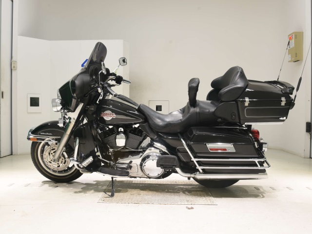 Harley-Davidson Ultra Classic Electra Glide FLHTCU1580