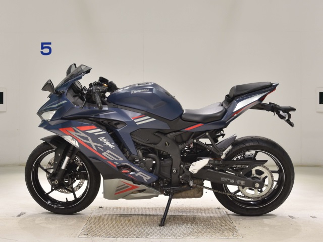 Kawasaki ZX-25R