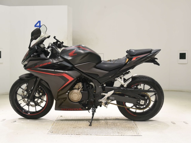 Honda CBR400R-2