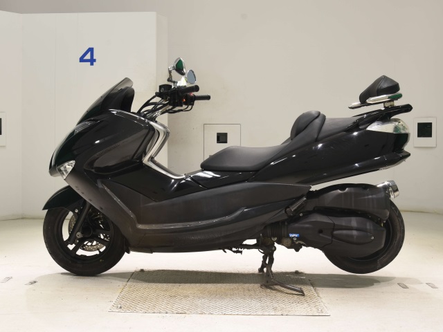 Yamaha MAJESTY 250-4
