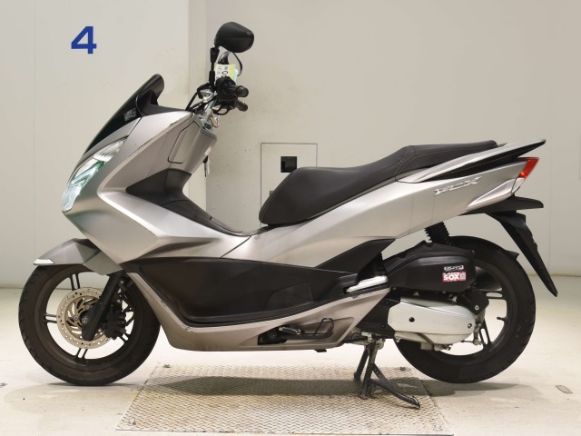 Honda PCX125-2