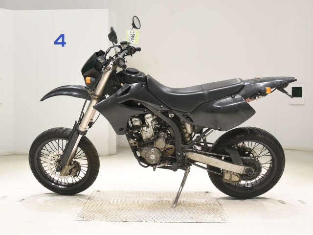 Kawasaki D-TRACKER
