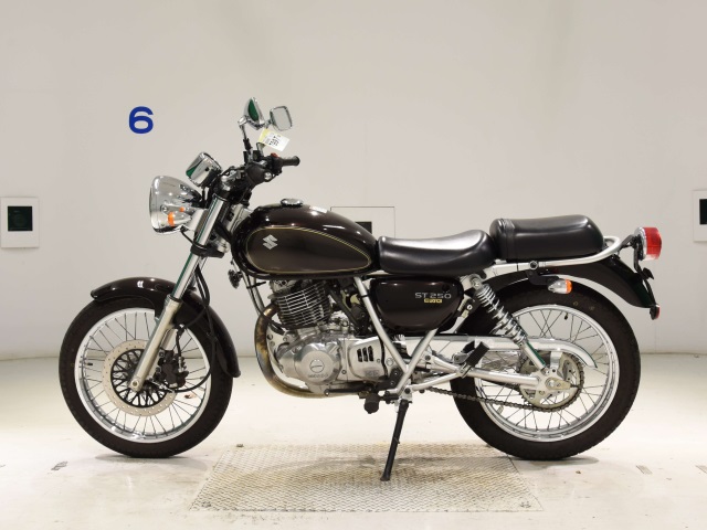 Suzuki ST250E