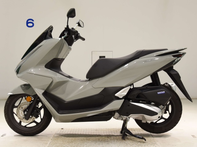 Honda PCX125-4