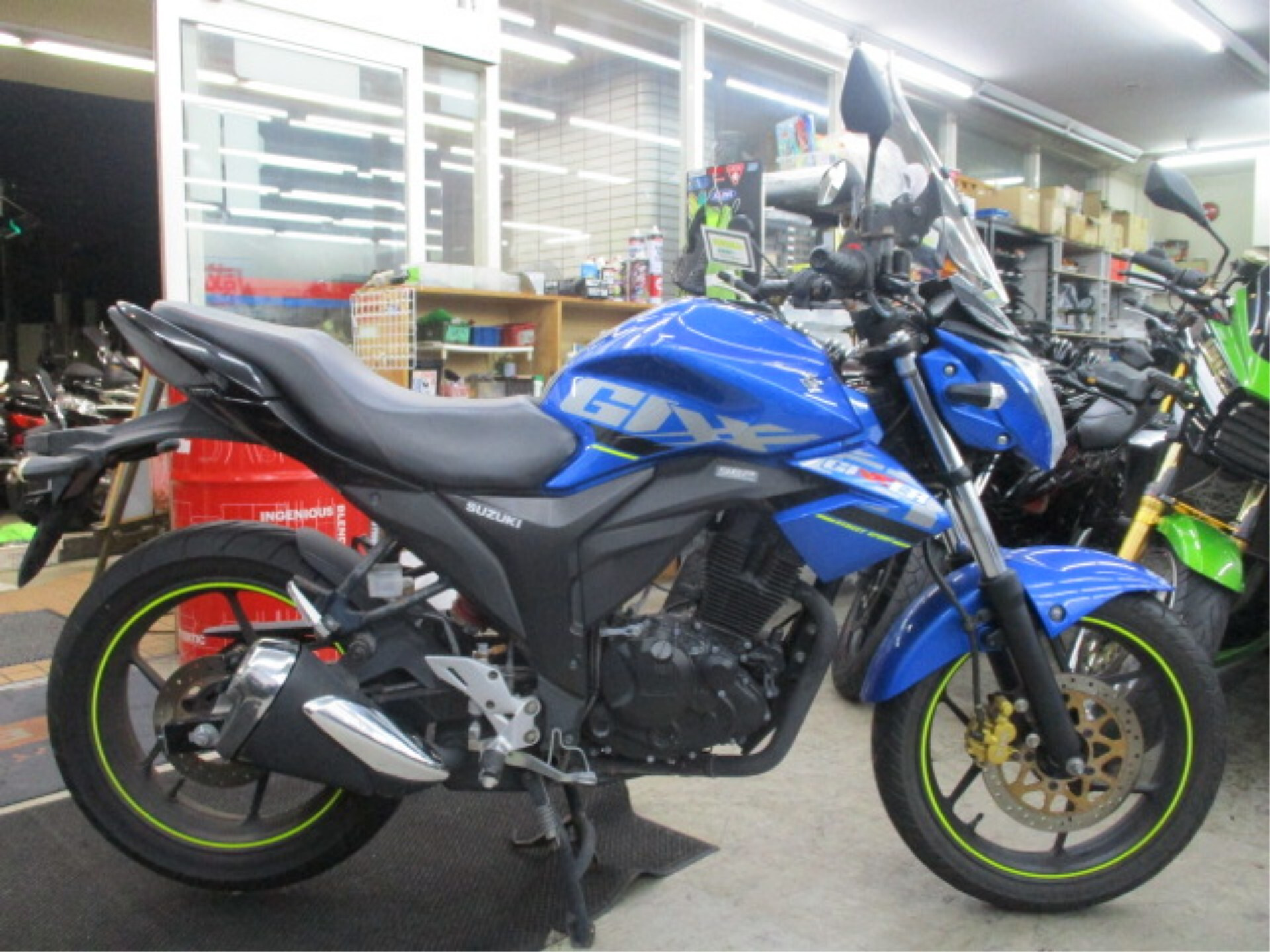 Suzuki GIXXER-150