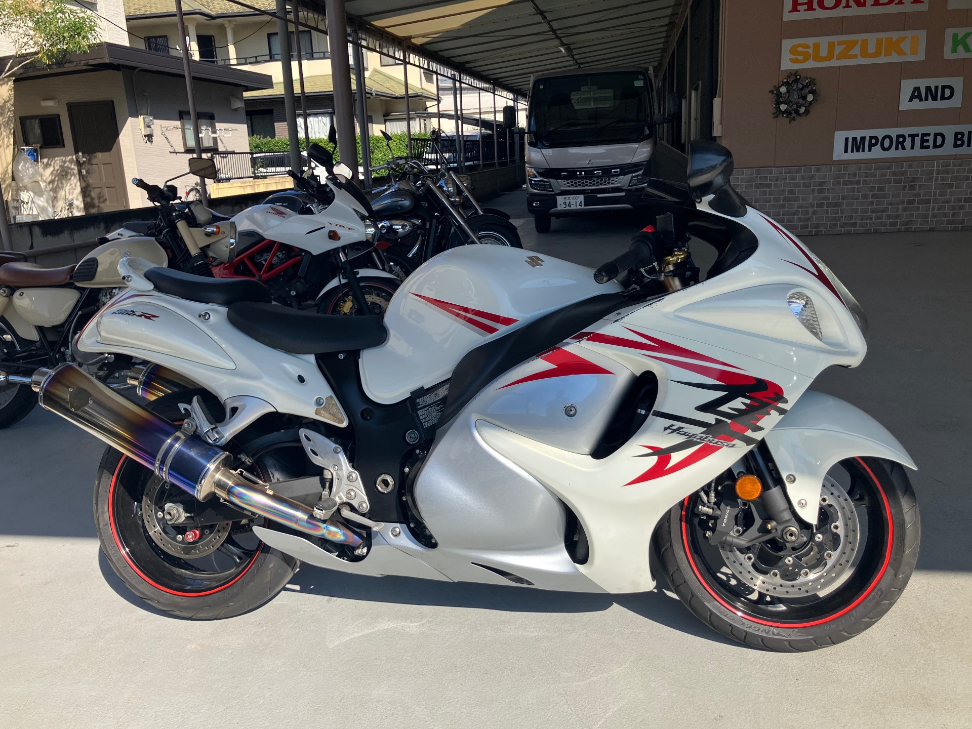 Suzuki GSX1300R HAYABUSA